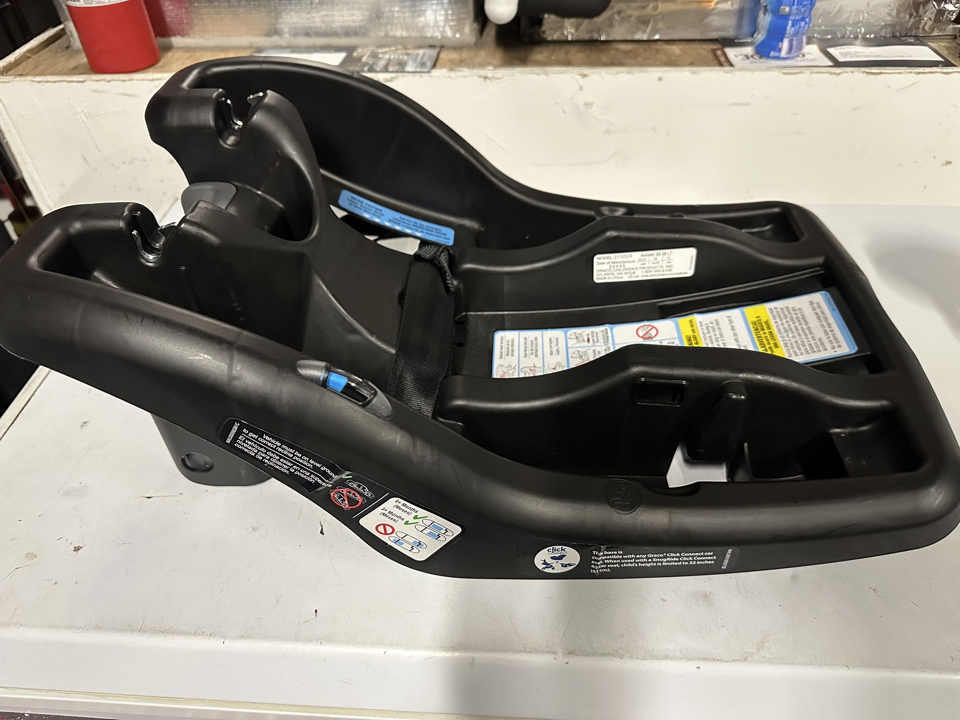 Graco car seat base- 3 available