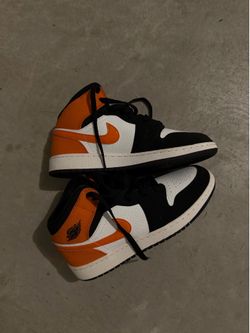 Jordan 1 mid