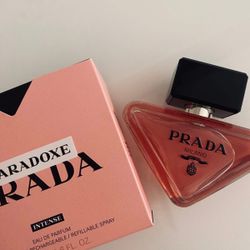 Paradoxe Prada