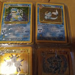 Binder Full Of Pokémon Card's 