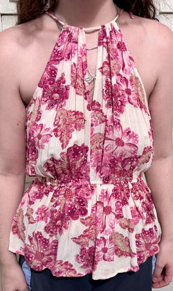 Ruffle White/Pink Blouse. L