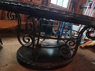 Clock coffee table