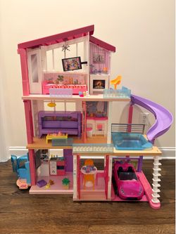 Barbie 3-story Dreamhouse with car