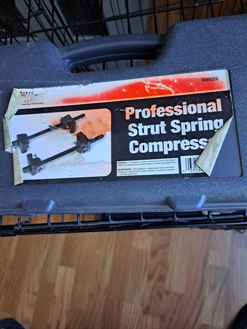 Struts Spring Compressor