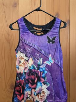 Outfit - Tank Top & Leggings