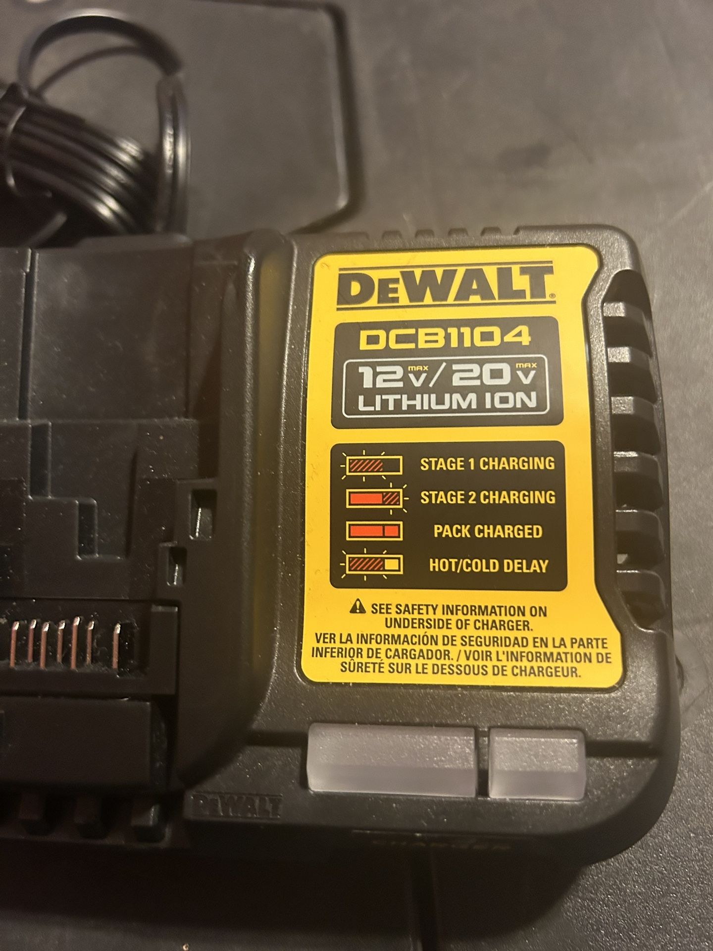 20v charger dewalt