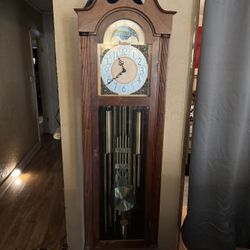 Howard Miller Oak Grandfather Clock $550 OBO 