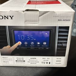 SONY  XAV-AX5600