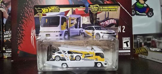 Hot Wheels Premium Car Culture Team Transport Set