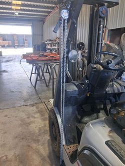 Mini chain hoist 550 lbs