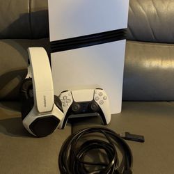 Sony PlayStation 5 Pro 2TB Like New Condition