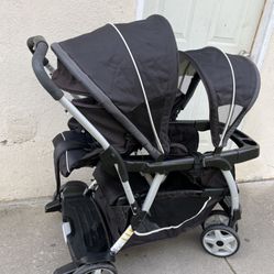 GRACO DOUBLE STROLLER 