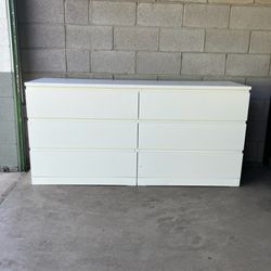 White IKEA Malm 6 Drawer Dresser