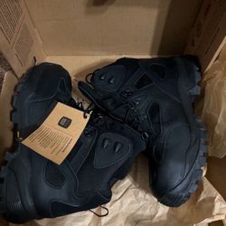 Red Wing Shoes TRUHIKER MEN’S 6-INCH WATERPROOF SAFETY TOE HIKER BOOT