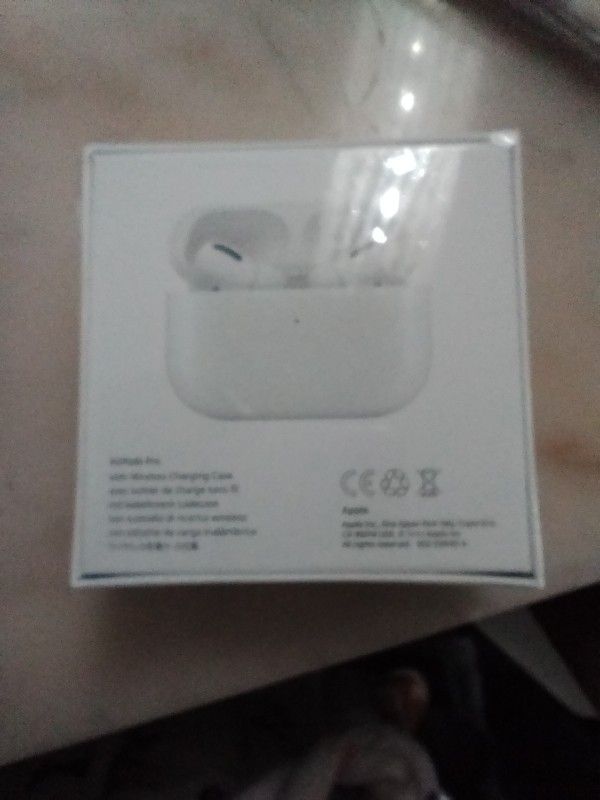 New AirPods Pro W/ Wireless Charging Case