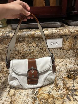 Coach mini white soho