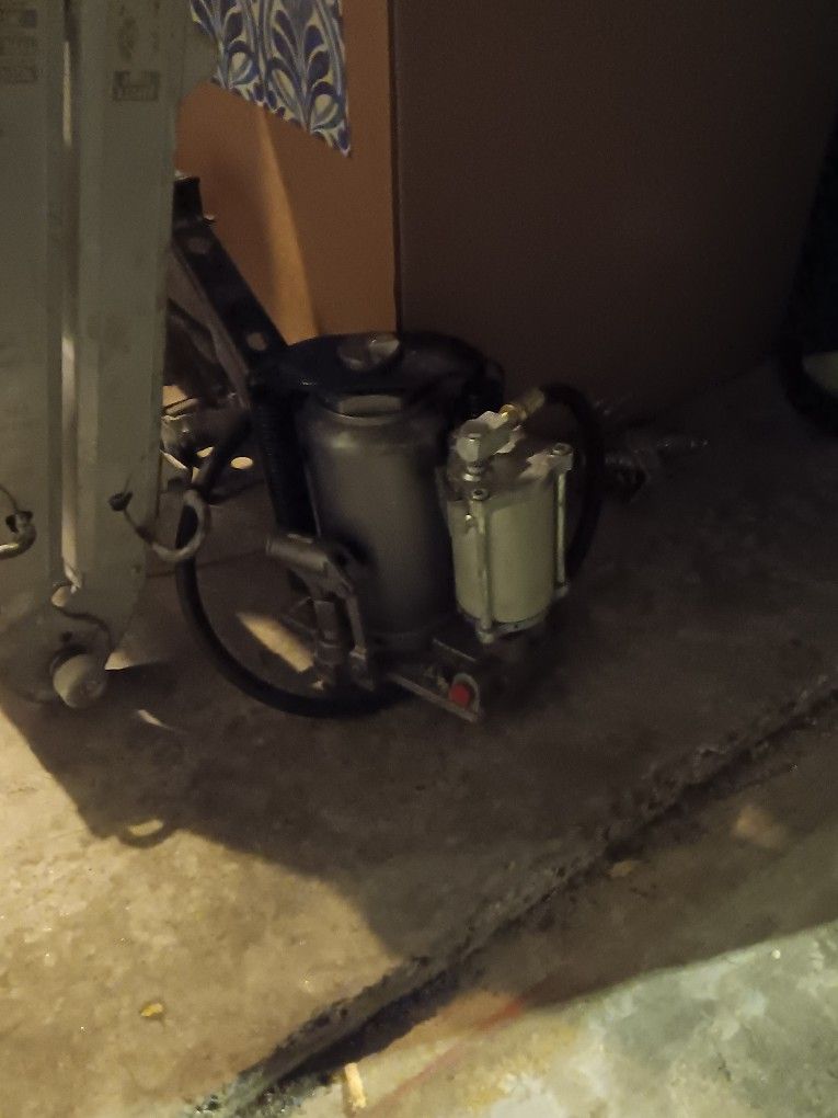 20 Ton Hydroloc Jack