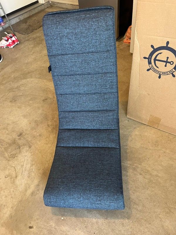 Gaming chair new $10