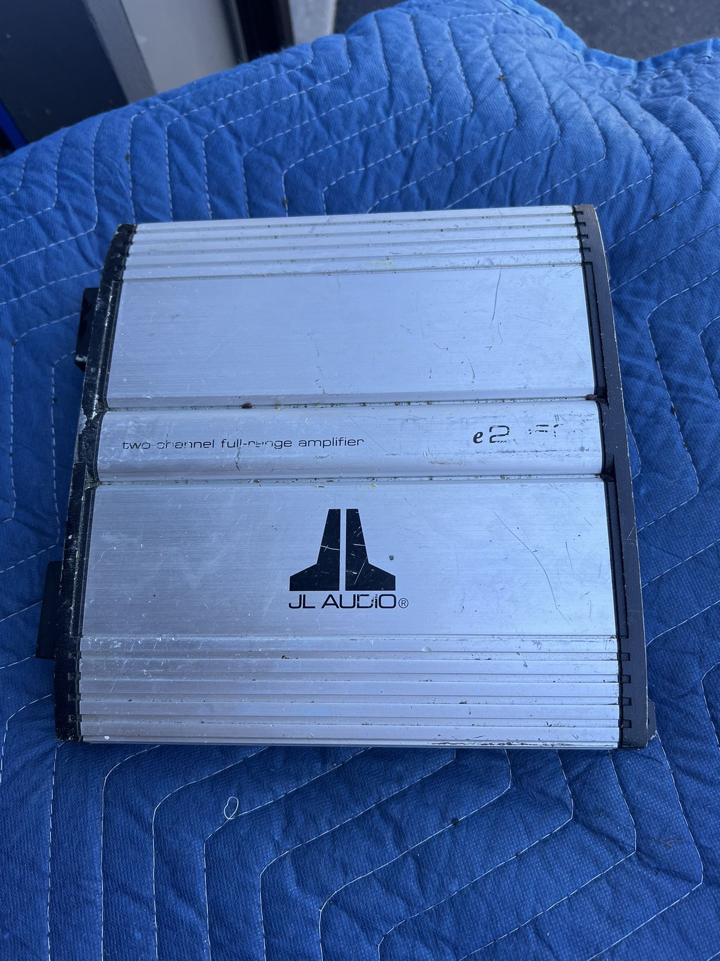 JL AUDIO E2150 Two channel Full Range Amplifier