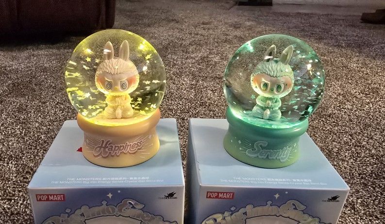 Great Gift!!  Labubu Big Into Energy SNOW GLOBE-- Happiness & Serenity -- Not Sold In Us!!!