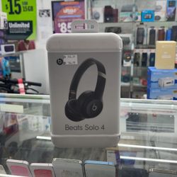 BEATS SOLO 4