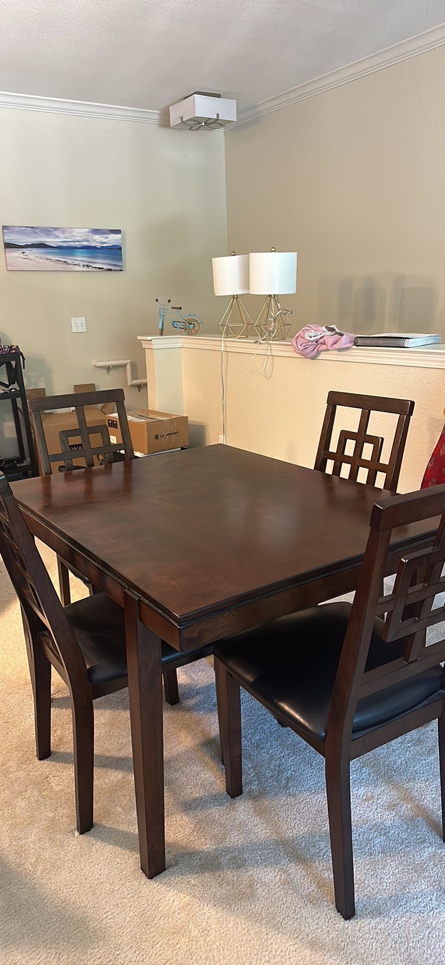 Dining table & chairs