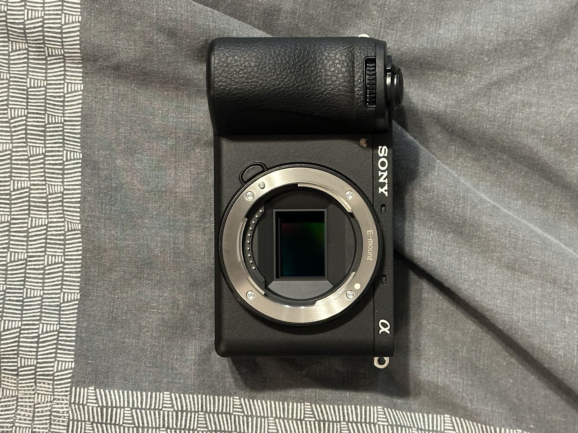 Sony a6700