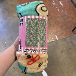 Hello Kitty Blanket 40x50