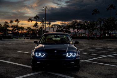 2001 BMW 325i