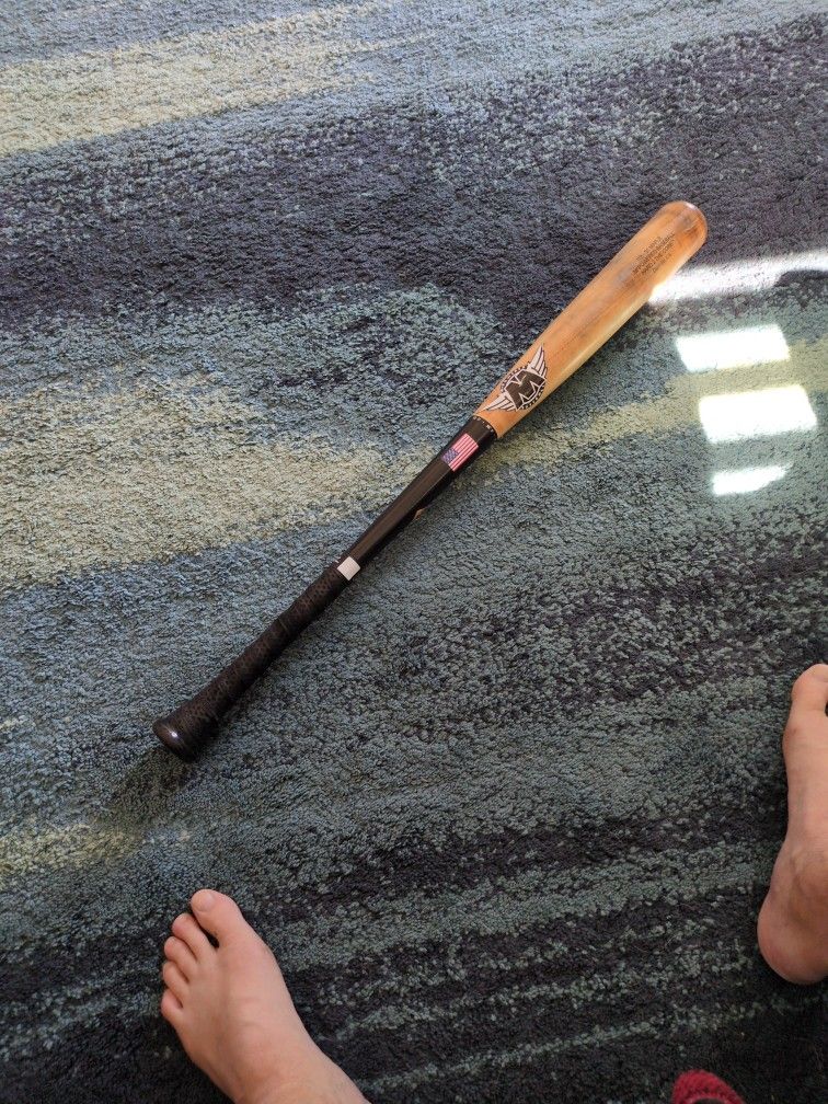 M ^Powered Hard 2 The Core 31" Maple Wood Baseball Bat