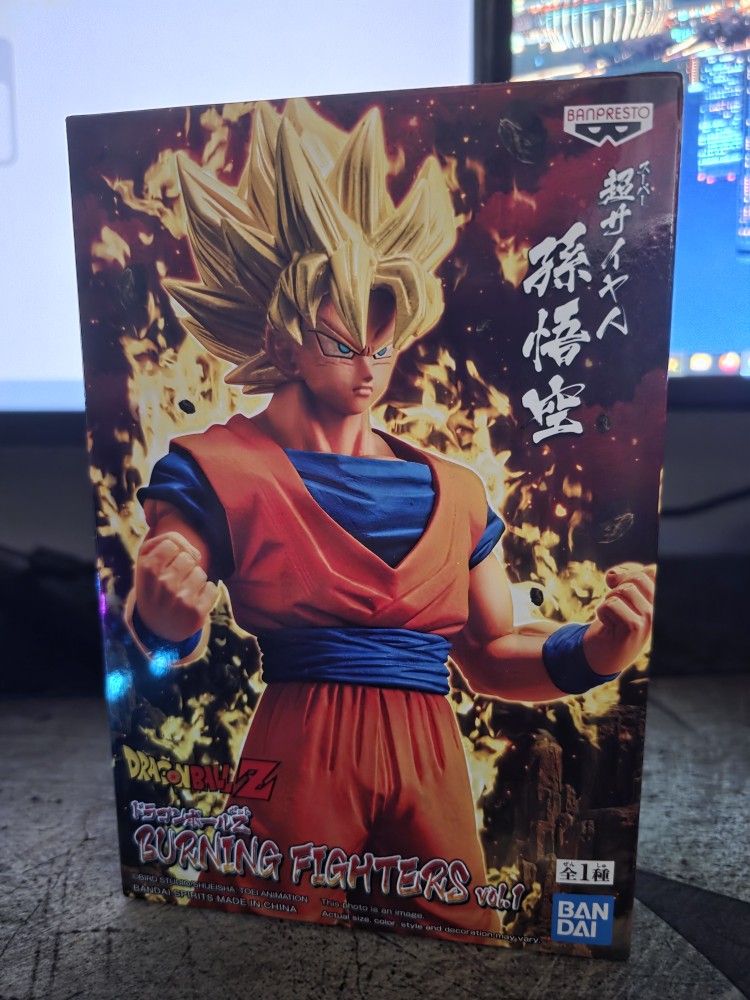 DBZ Goku Figure