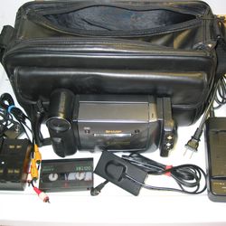 Vintage Sharp ViewCam VL-E35U Video8 Video camcorder 8mm Cassette Playback Tape Player Camera