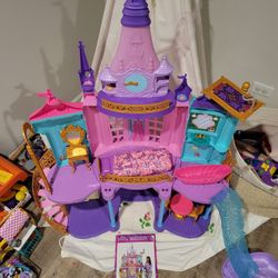Disney Princess  Magical Adventures Castle