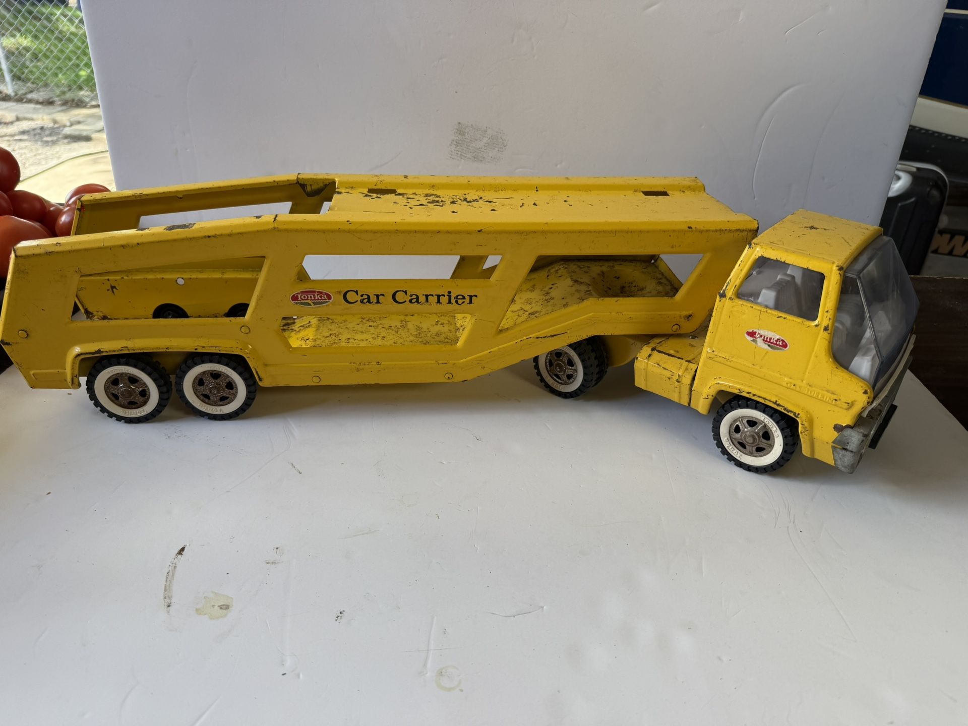 Vintage Tonka Car Carrier Yellow Pressed Steel Truck Toy 1970s USA