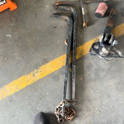 Tow Hitch And Stabilizer Arms