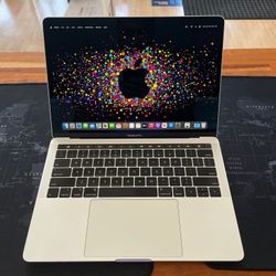 Apple Macbook Pro 13” 2019 2.4Ghz - Core i5 - 16GB RAM 500GB SSD!!