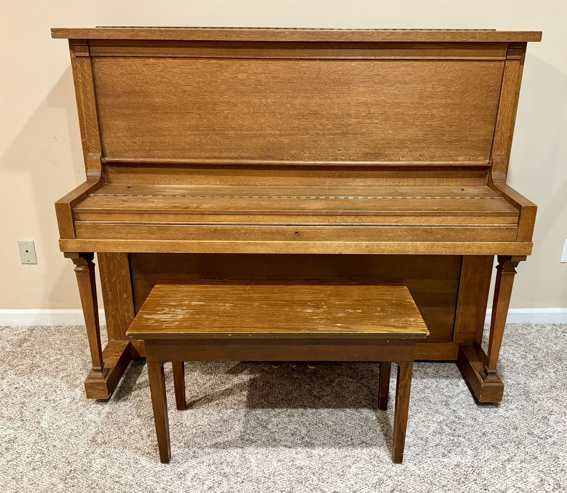 Aldrich Oak antique Piano