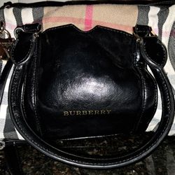 Burberry Purse 