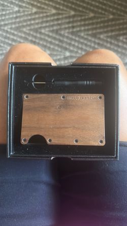 New Ridge minimalist wallet