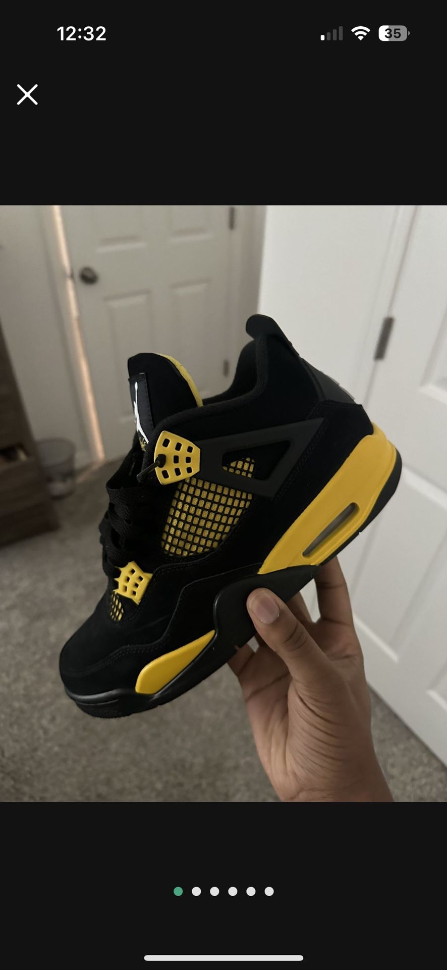 SIZE 9 JORDAN 4 THUNDERS