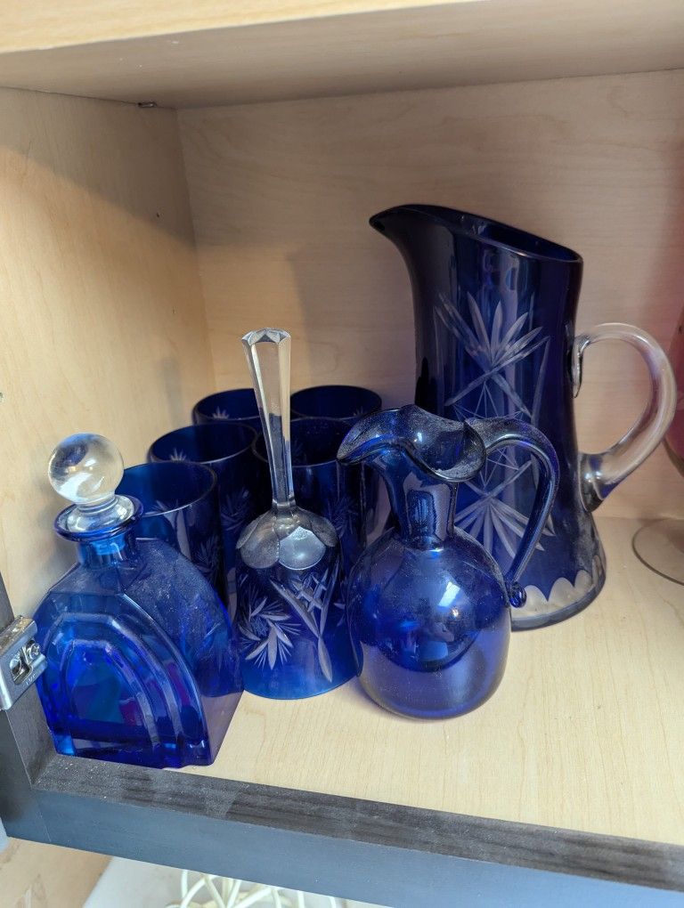 Vintage Blue Crystal Set