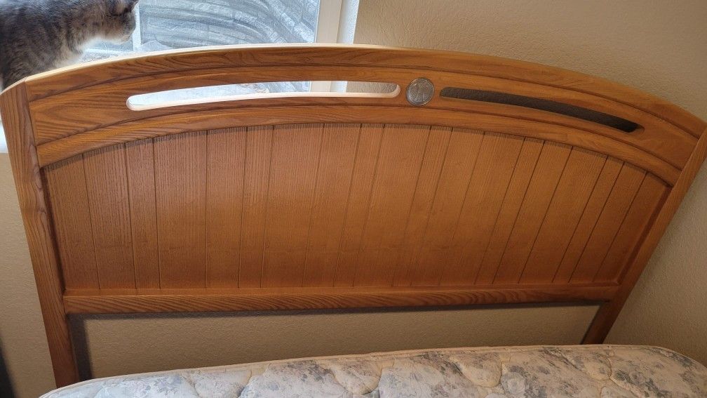 4 Piece Bed Room Set