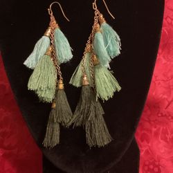 Goldtone Chain Earrings With Dangling Pompoms(tri-color)