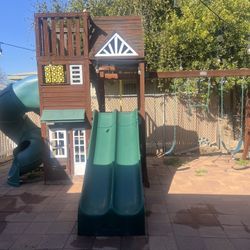 🌟 KidKraft Summit View Swing Set – Used, Great Condition! 🌟