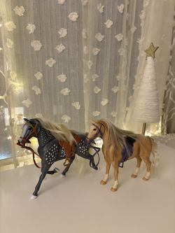 toy horses