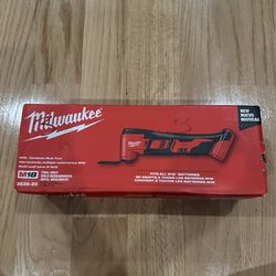 M18 18V Lithium-Ion Cordless Oscillating Multi-Tool (Tool-Only)