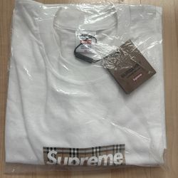 Burberry Supreme Box Logo