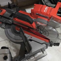 Milwaukee Mitter Saw 10in 