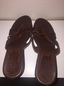 Really cute leather sandals sz 8.5