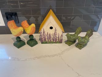 Decorative Bird and Birdhouse Figurine Set
